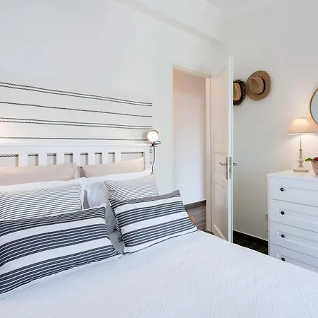 Ferienhaus Olive Three-bedroom By Konnect Kato Korakiana