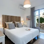 Olive Three-bedroom By Konnect 펜션 *