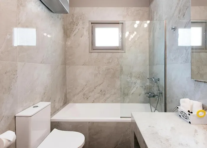 Дом отдыха Olive Three-bedroom By Konnect Като-Коракиана